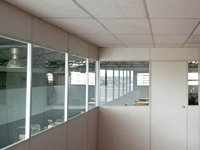 Quando e por que adotar divisórias no seu escritório empresarial?