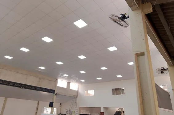 Serviço realizado pela JNA Divisórias