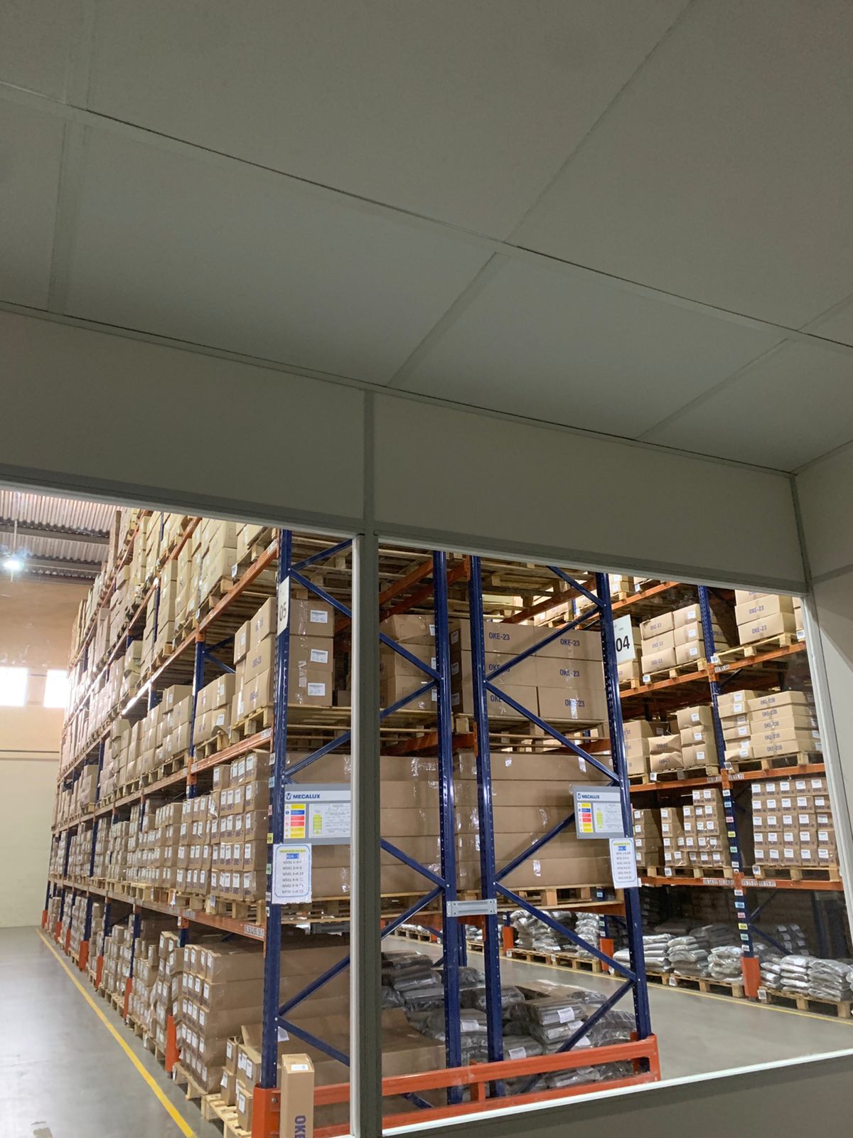 Serviço realizado pela JNA Divisórias